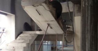 Демонтаж лестницы Людиново, цена от 2932 руб.