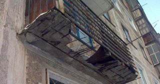Демонтаж балкона Людиново, цена от 2932 руб.